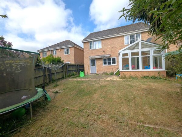 Huntingdon Close, Corby