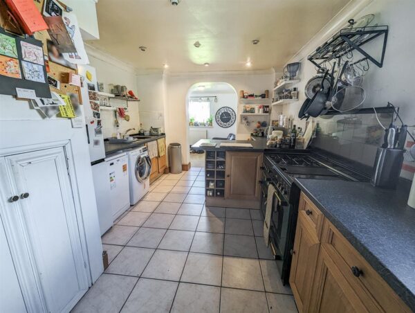 Sturminster Way, Corby