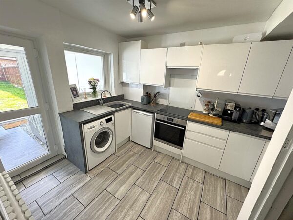 Westfields Road, Corby