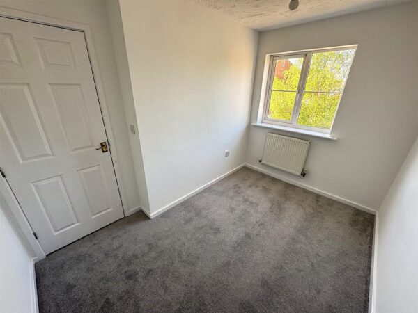 Lowry Close, Corby