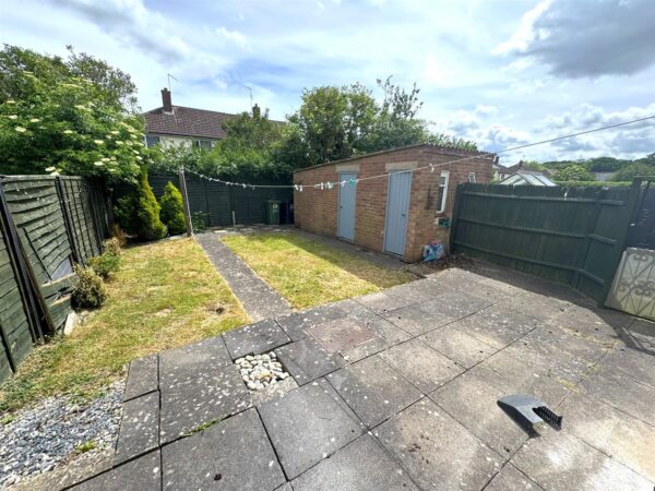 Dryden Way, Corby