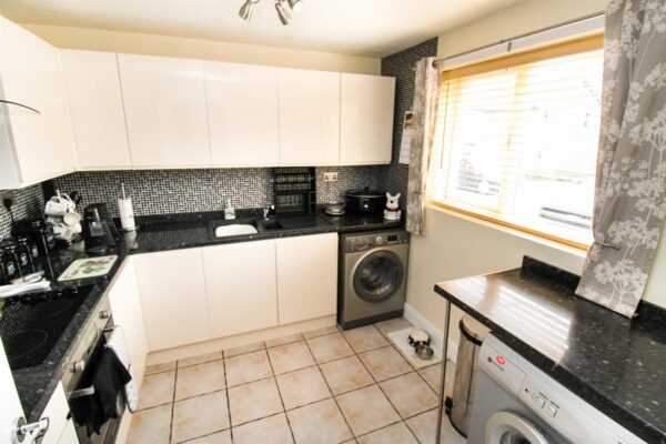 Tunwell Lane, Corby