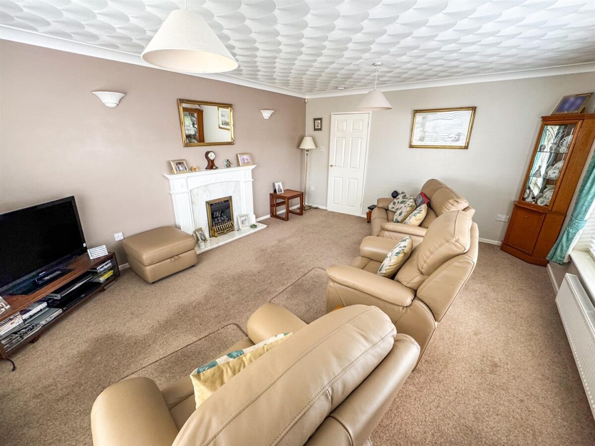 Denmark Close, Corby