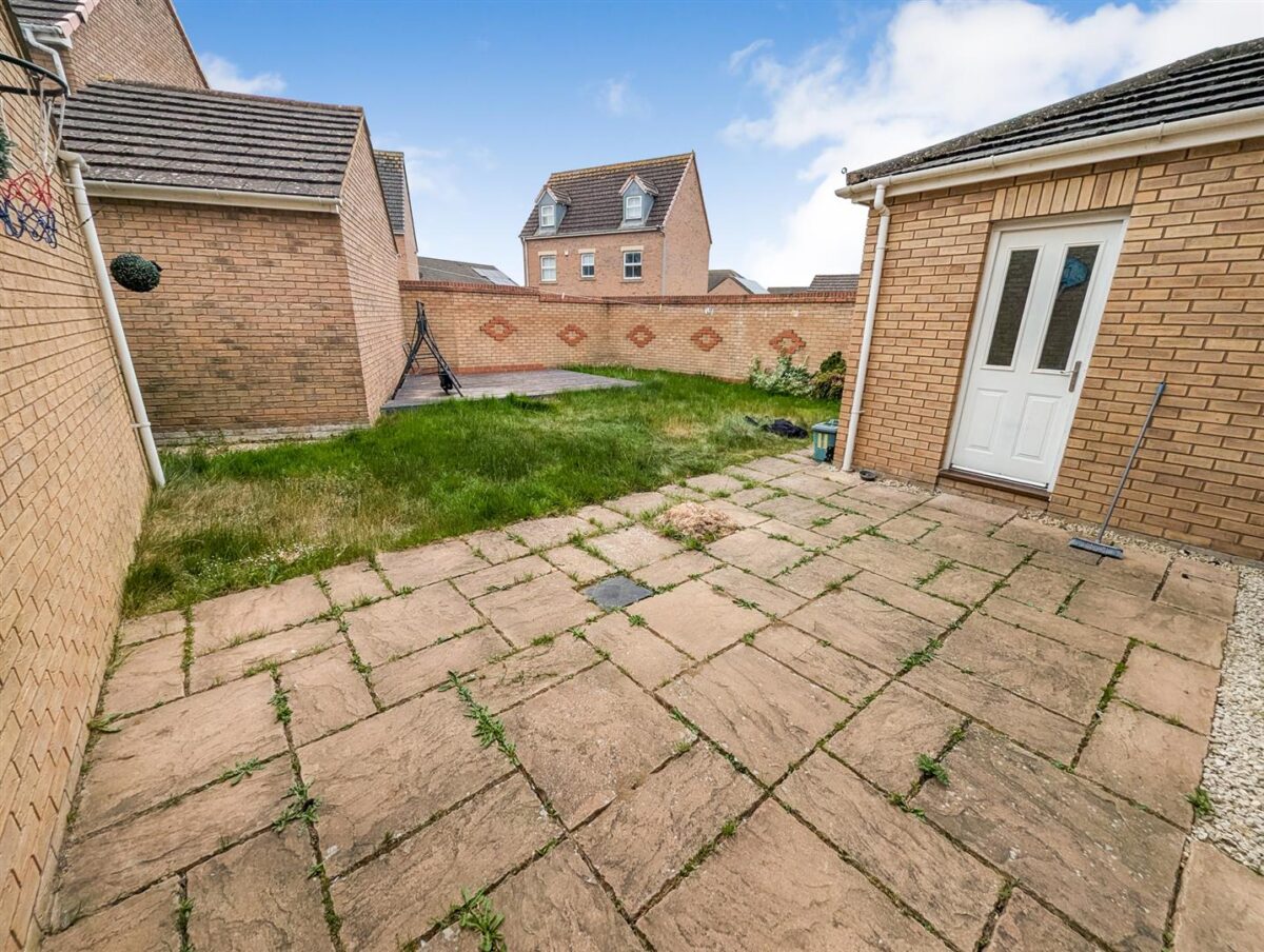 Wren Close, Corby