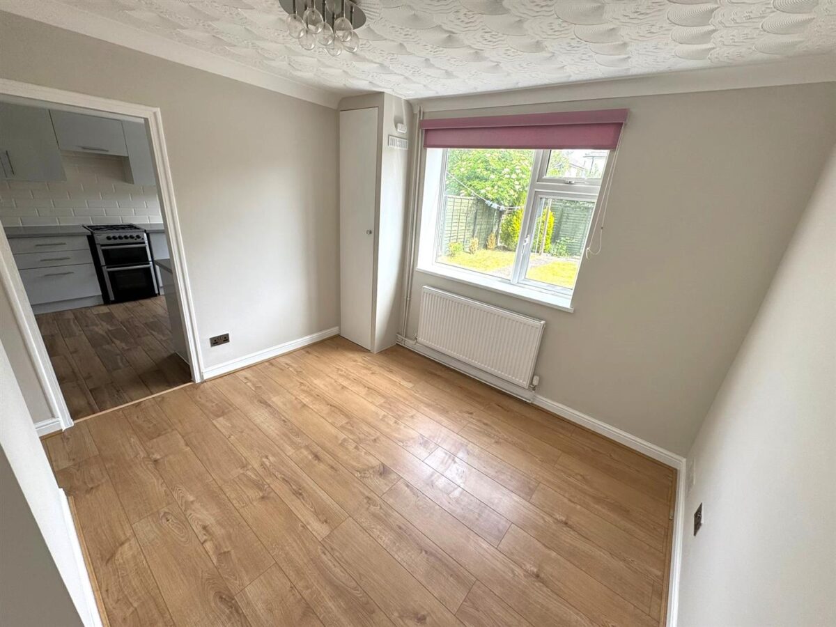 Dryden Way, Corby
