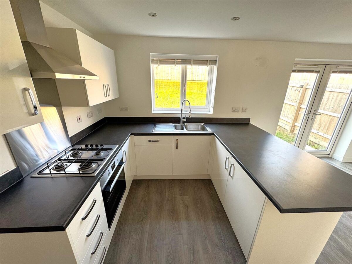 Kennard close, Corby
