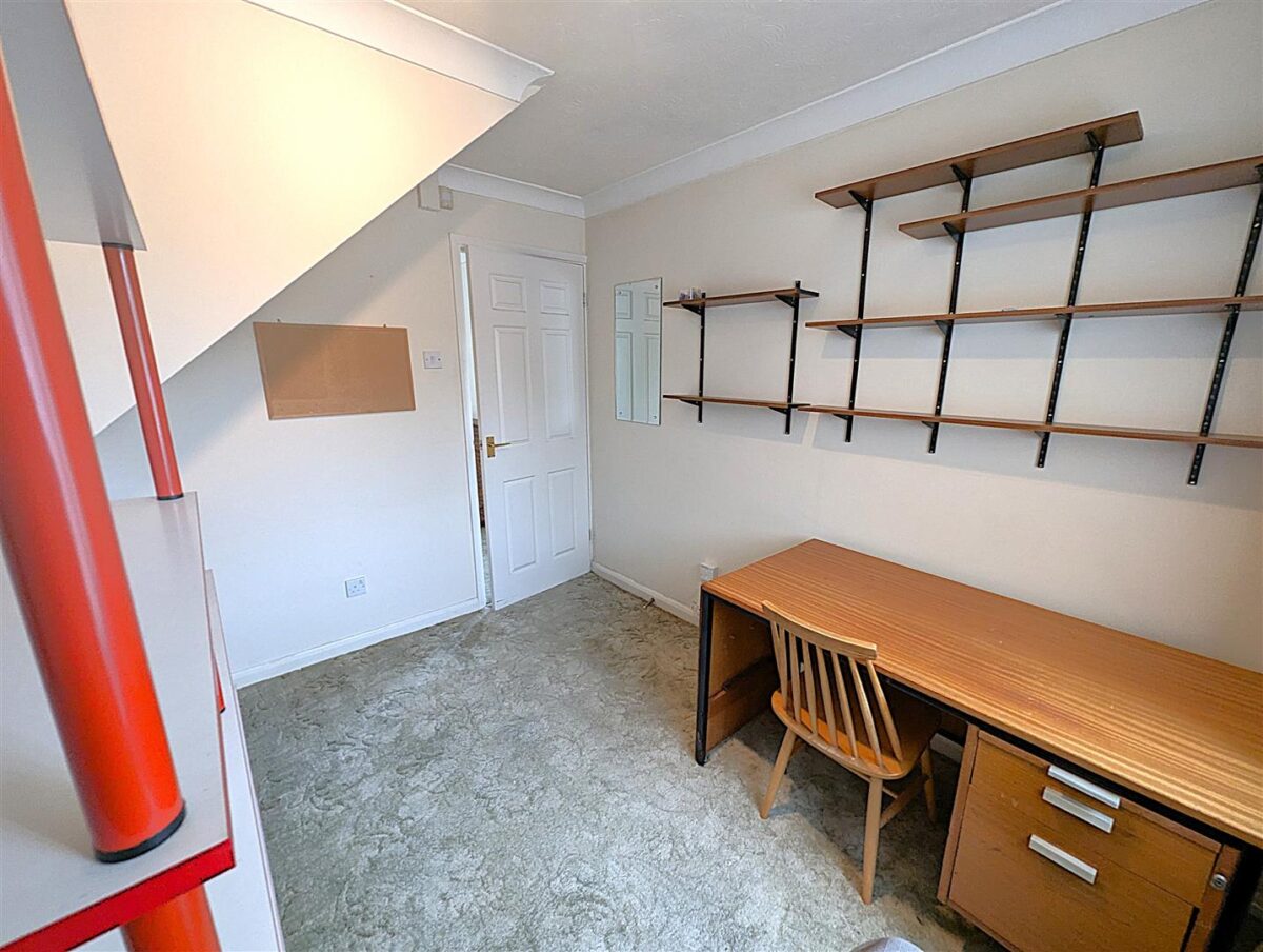Briery Close, Great Oakley, Corby