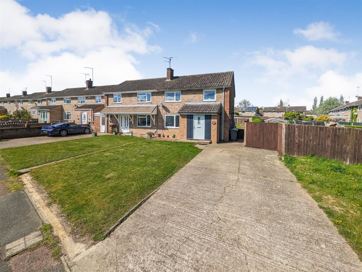 Sturminster Way, Corby