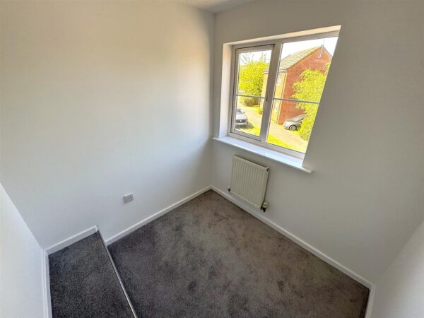 Lowry Close, Corby