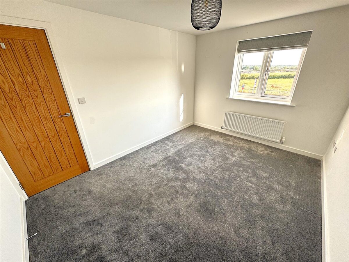 Kennard close, Corby
