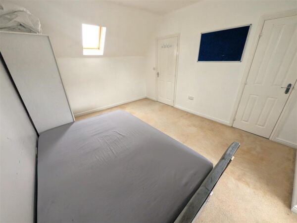 Wren Close, Corby