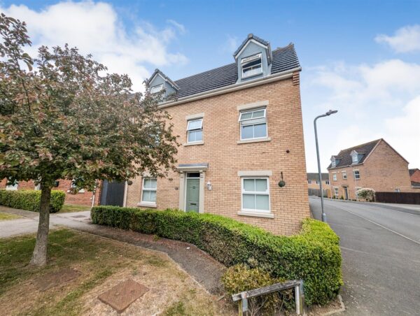 Wren Close, Corby