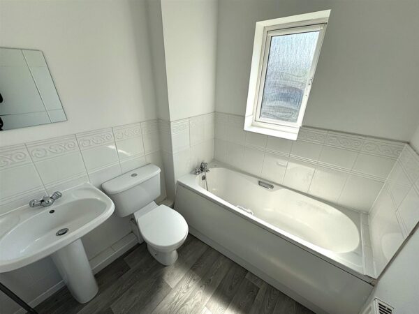 Lowry Close, Corby