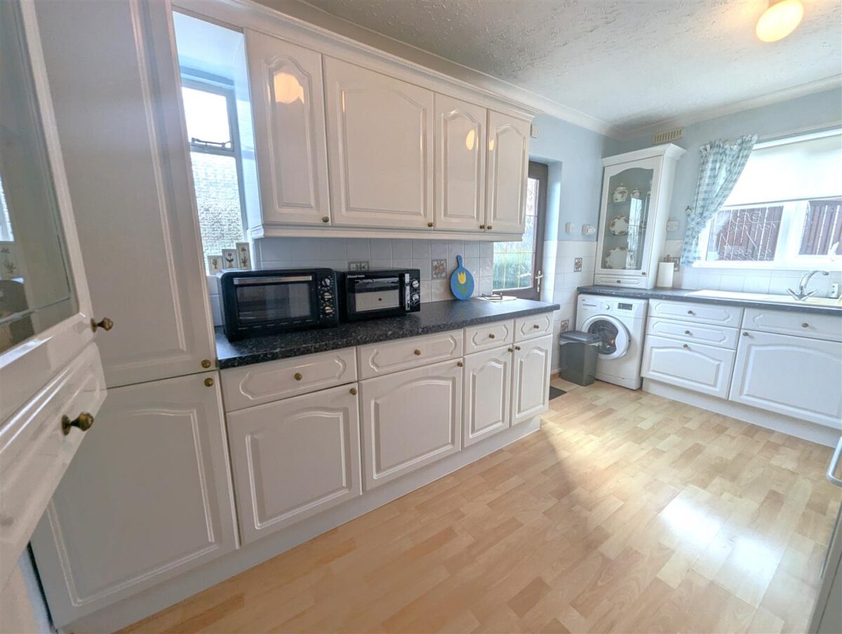 Stephenson Way, Corby