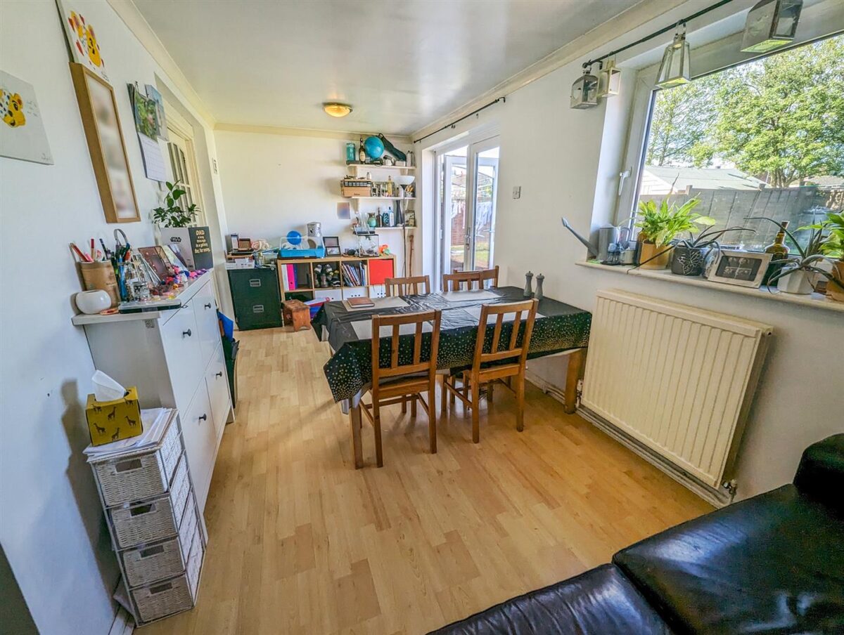 Sturminster Way, Corby