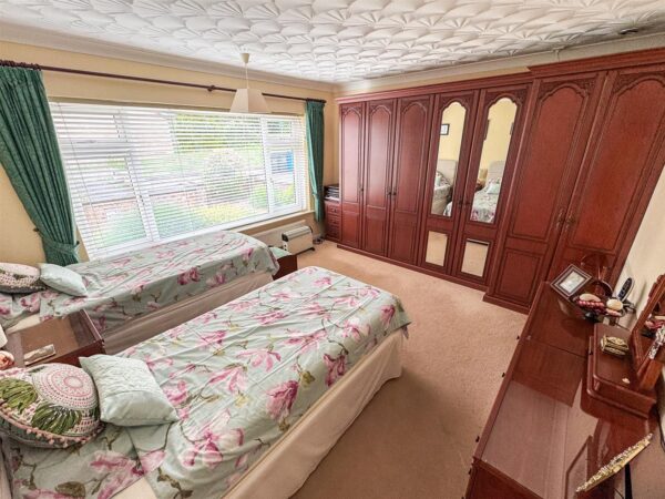 Denmark Close, Corby
