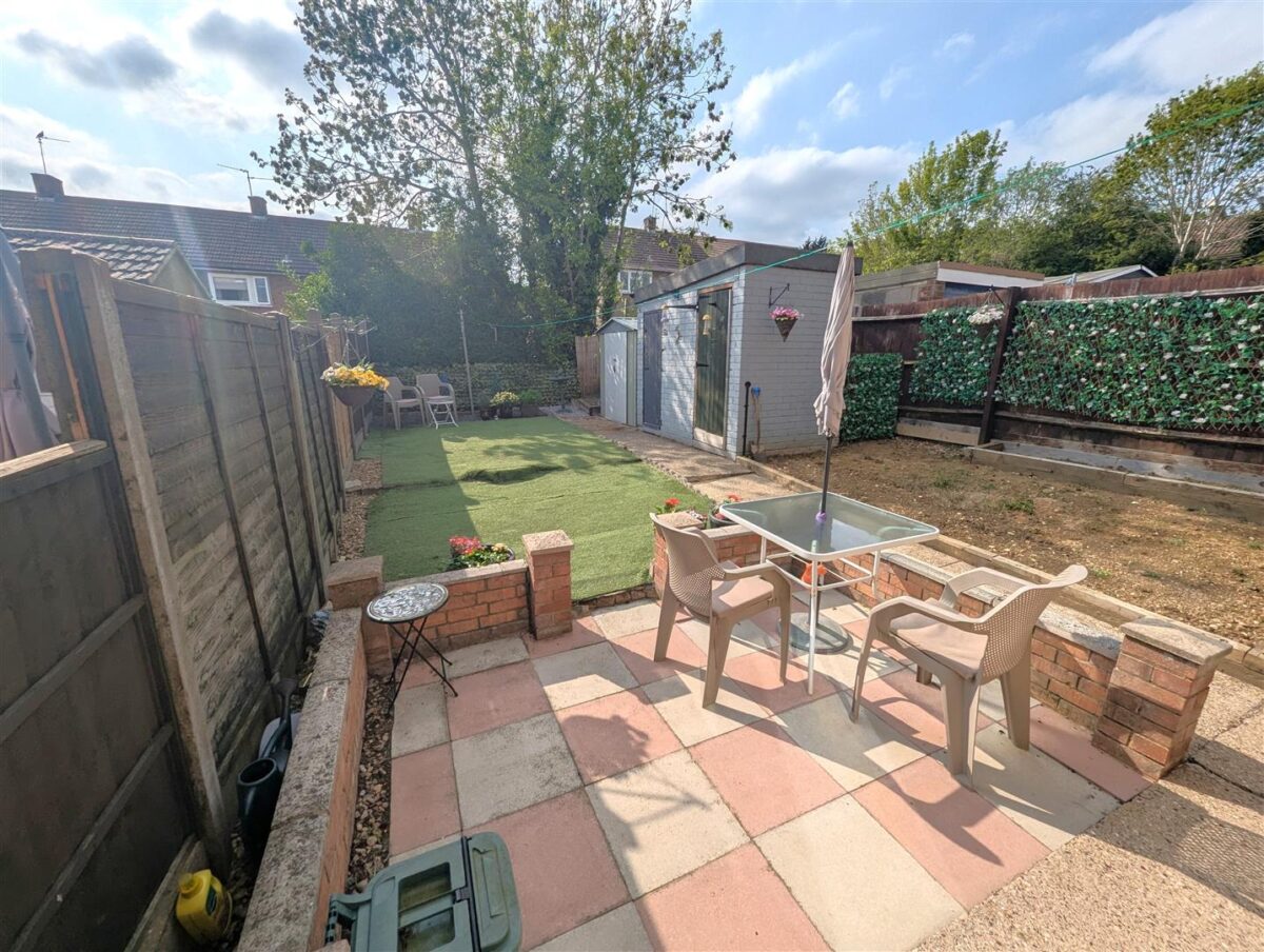 Lavery Court, Corby