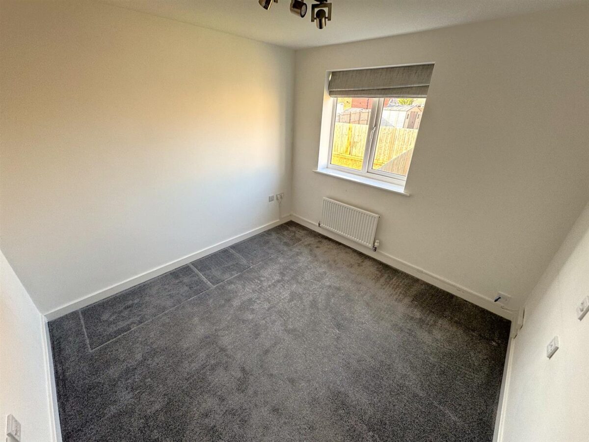 Kennard close, Corby