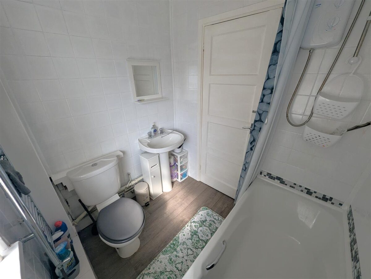 Lavery Court, Corby