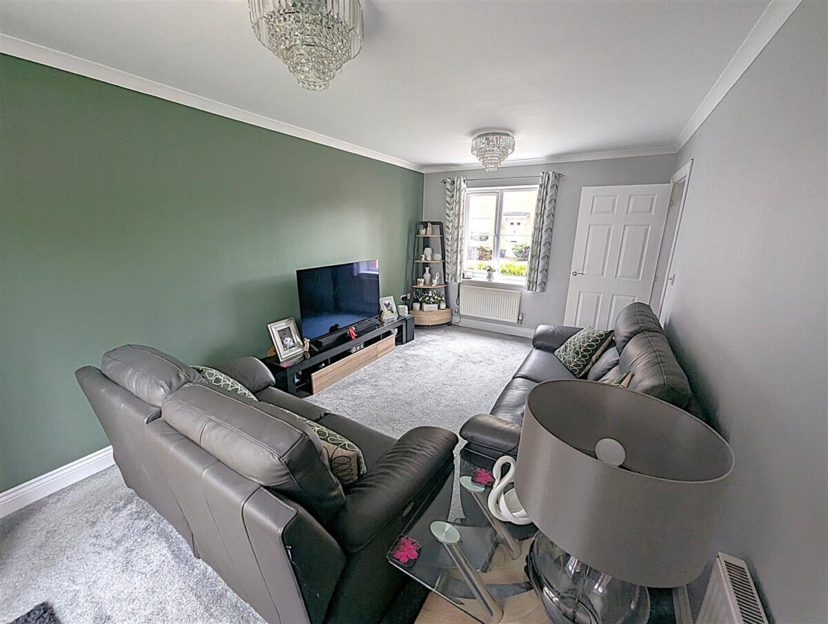 Jackdaw Road, Corby