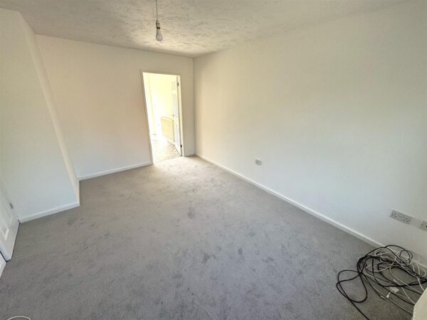 Lowry Close, Corby