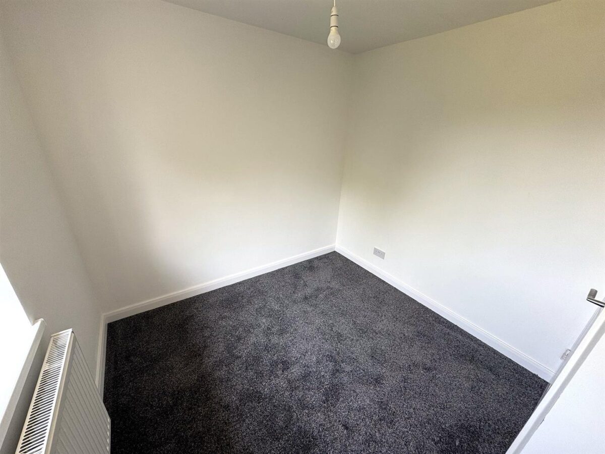 Clovelly Court, Corby