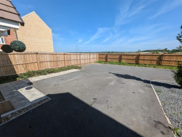 Kennard close, Corby