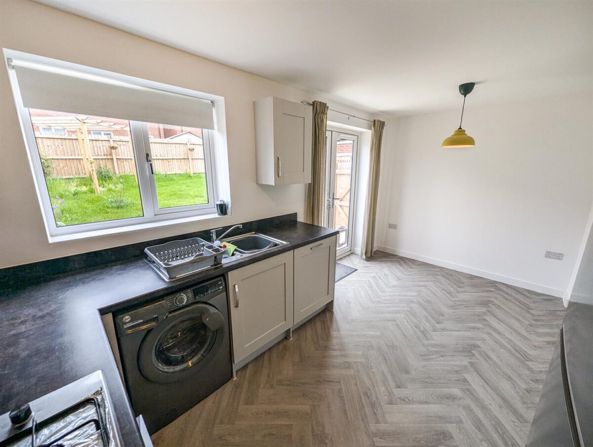 Menzel Road, Weldon, Corby