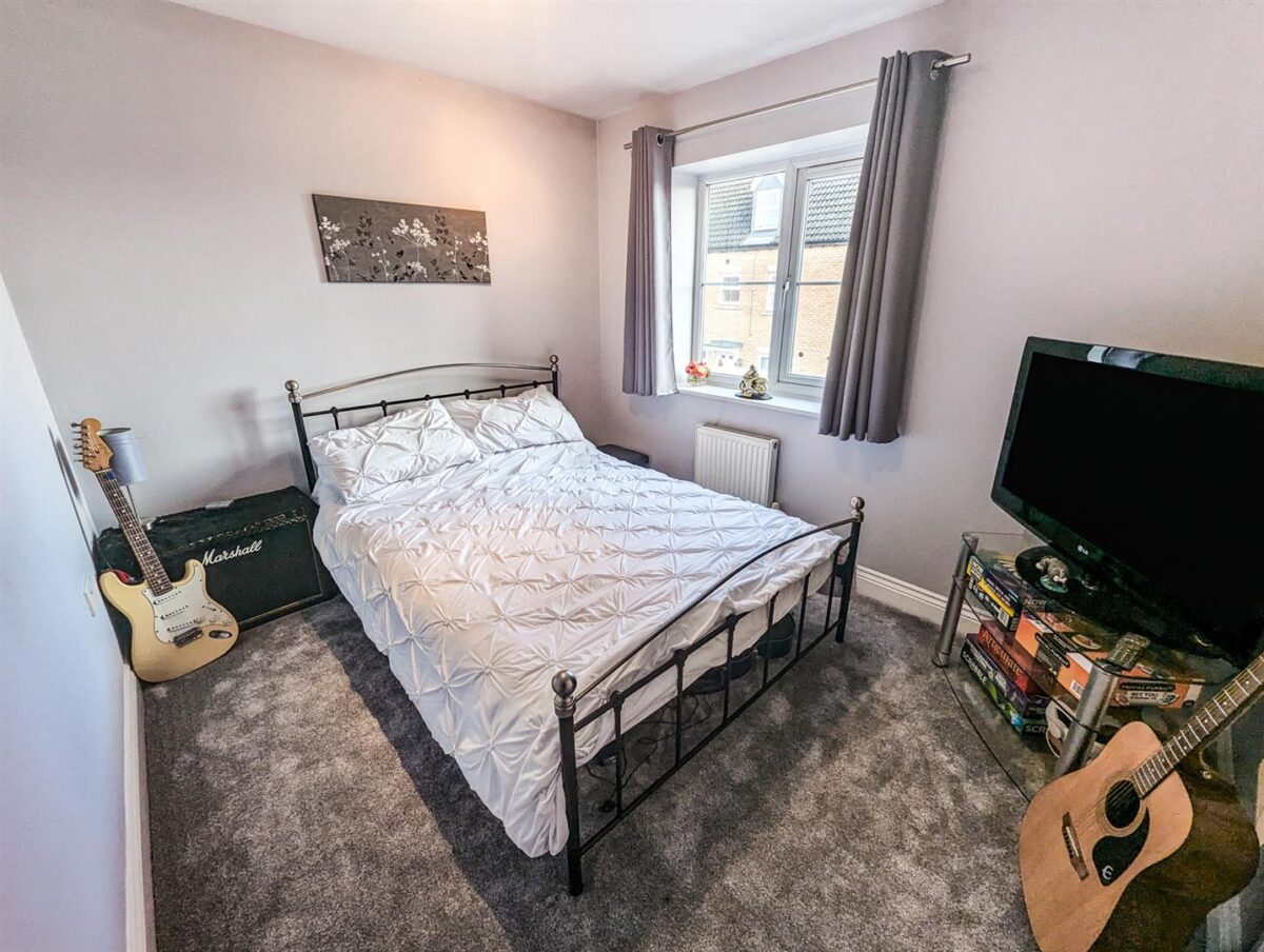 Jackdaw Road, Corby