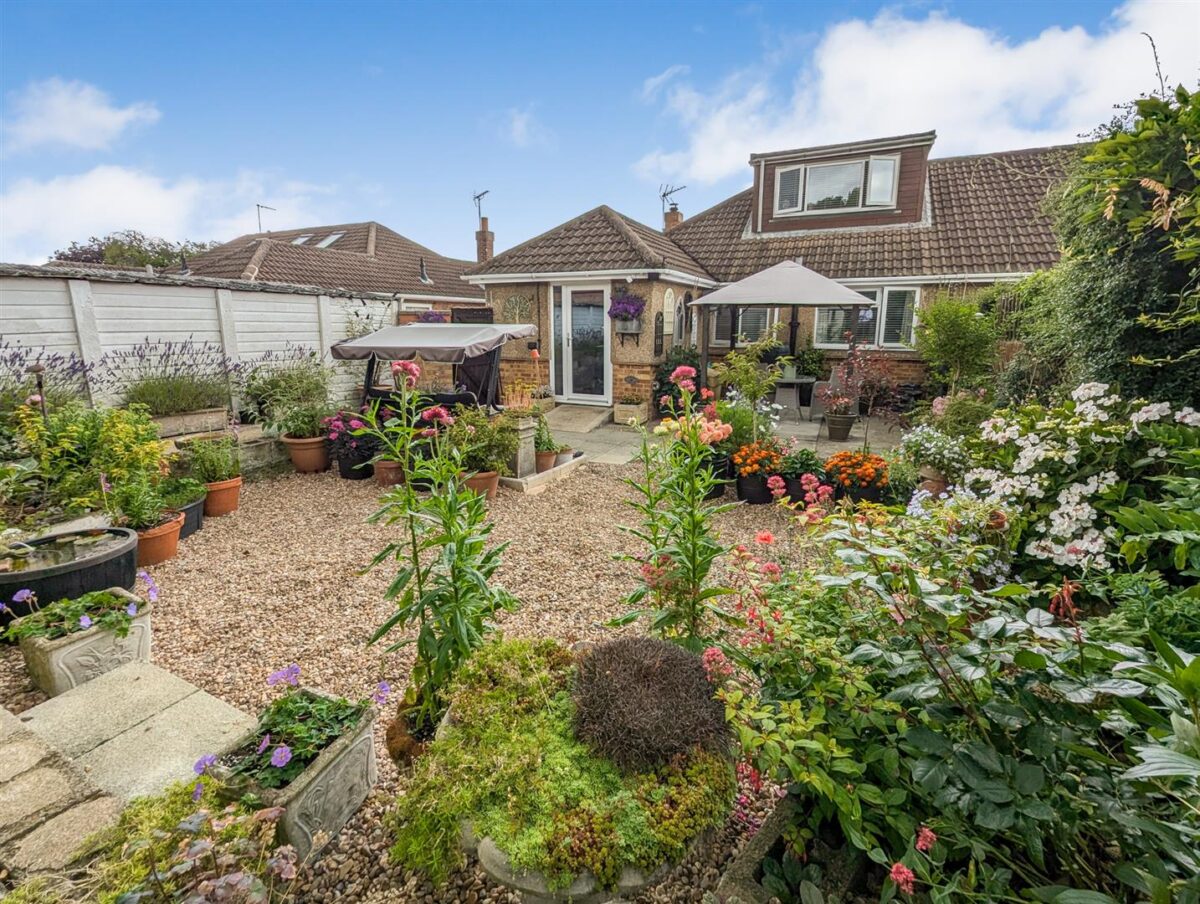 Cambridge avenue, Corby