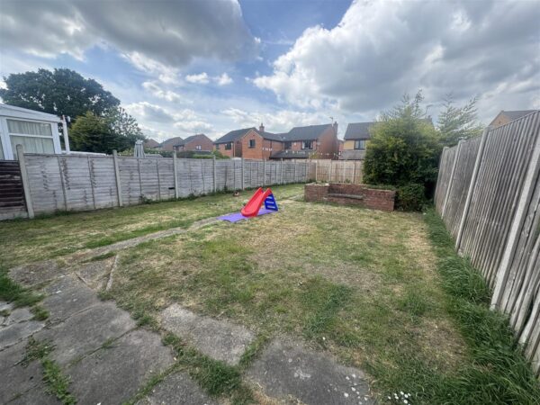 Stephenson Way, Corby