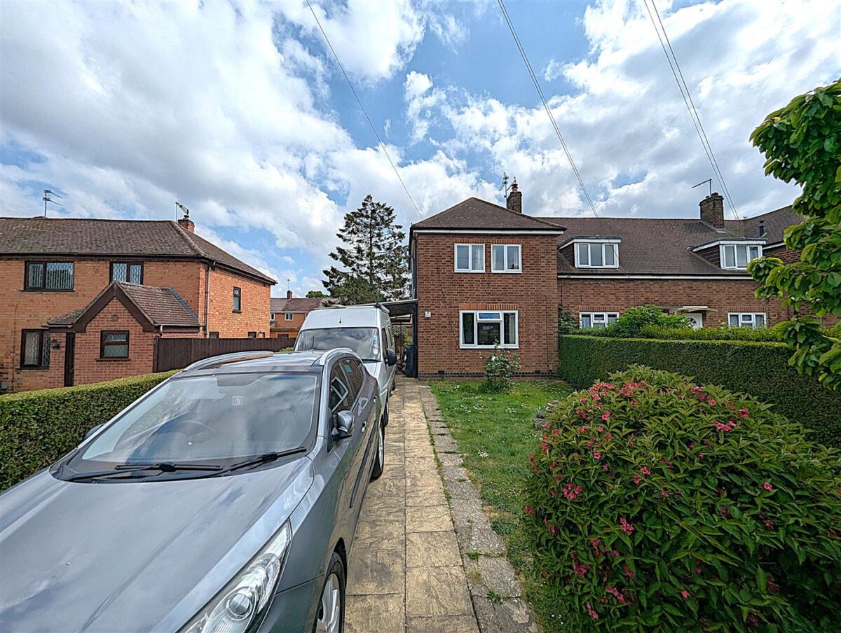 Springfield Grove, Corby