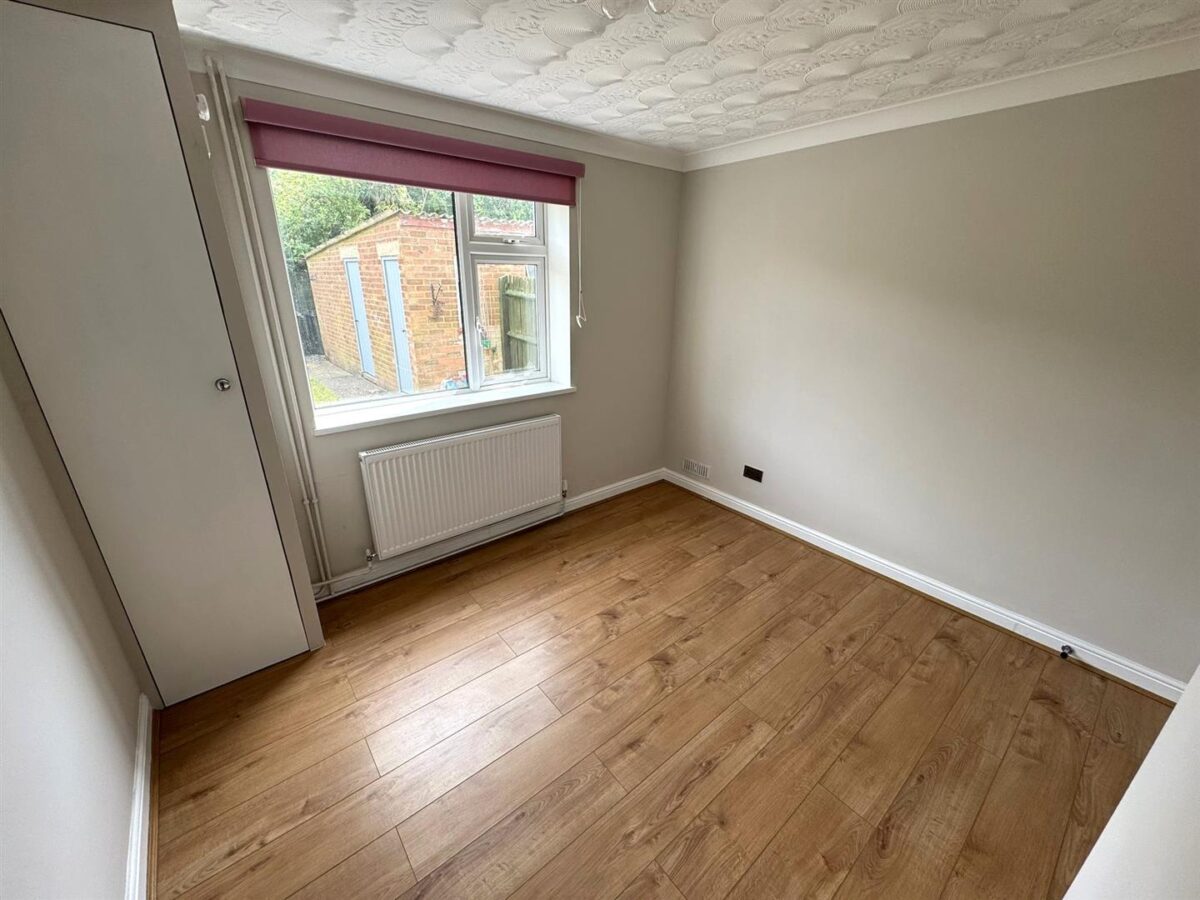 Dryden Way, Corby