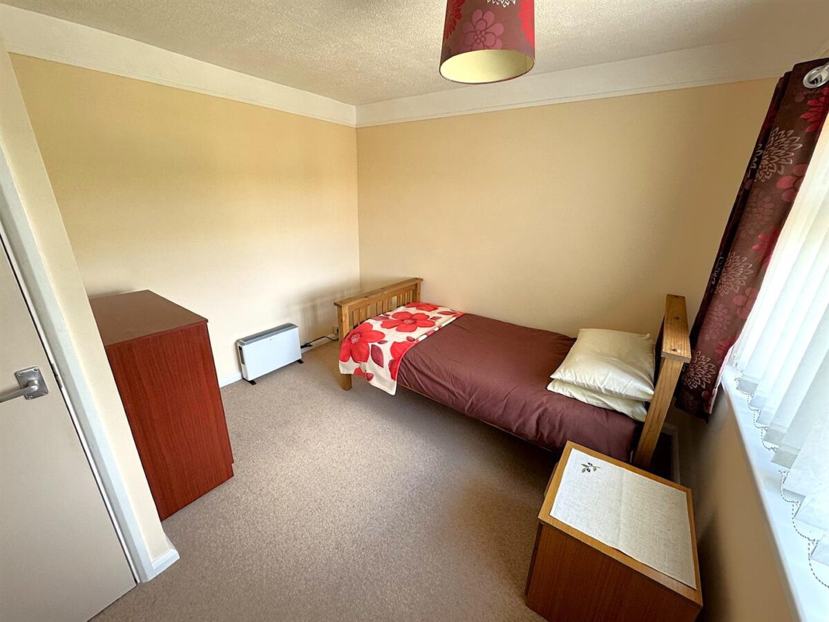 Caythorpe Square, Corby