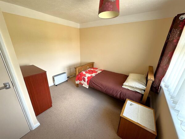Caythorpe Square, Corby