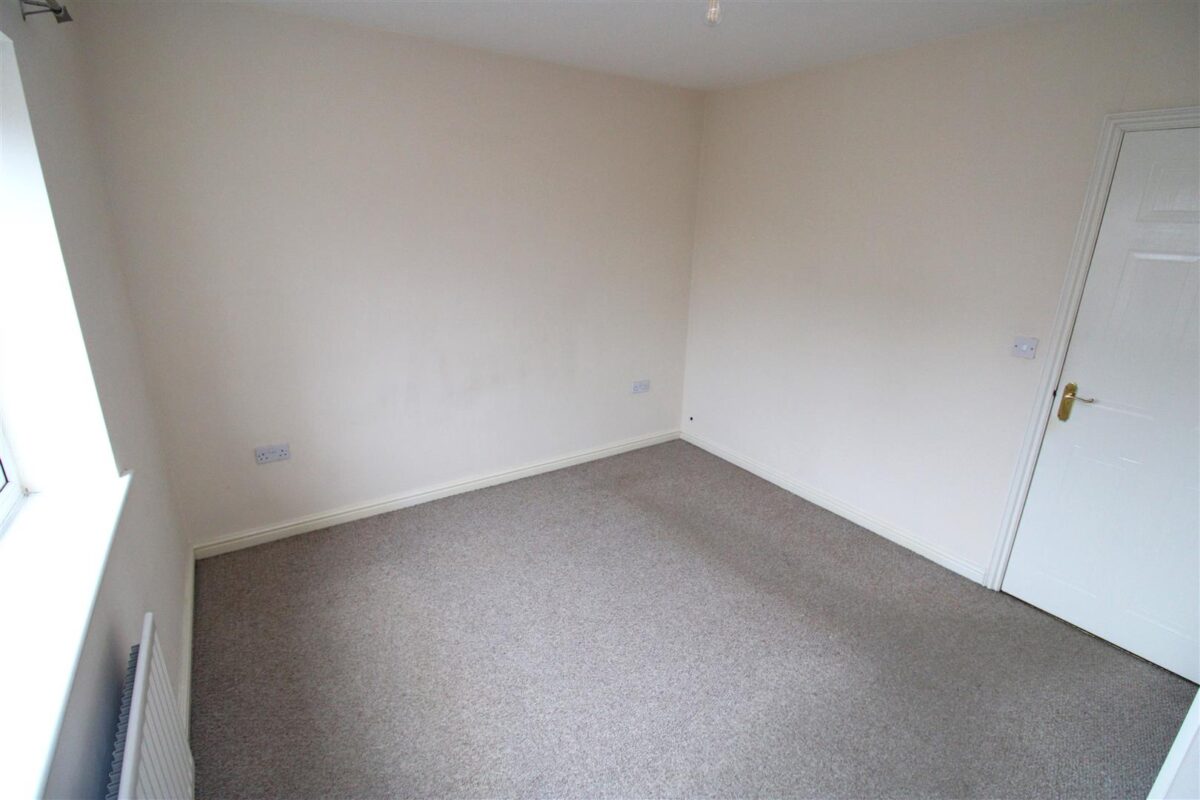 Barth Close, Great Oakley, Corby