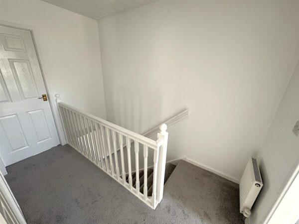 Lowry Close, Corby