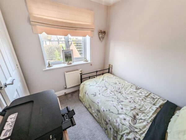Jackdaw Road, Corby