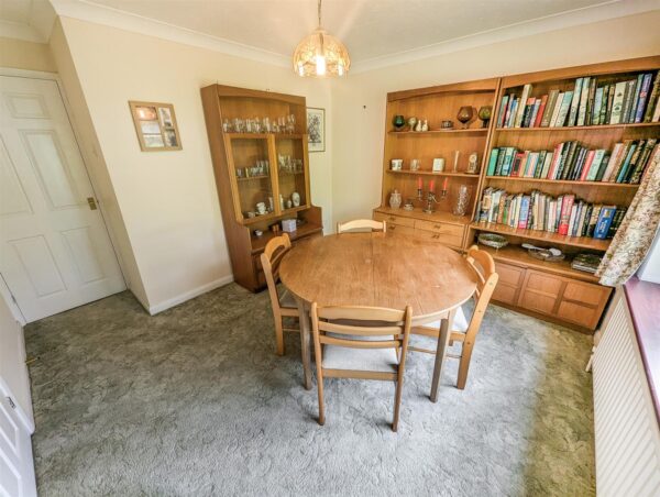 Briery Close, Great Oakley, Corby