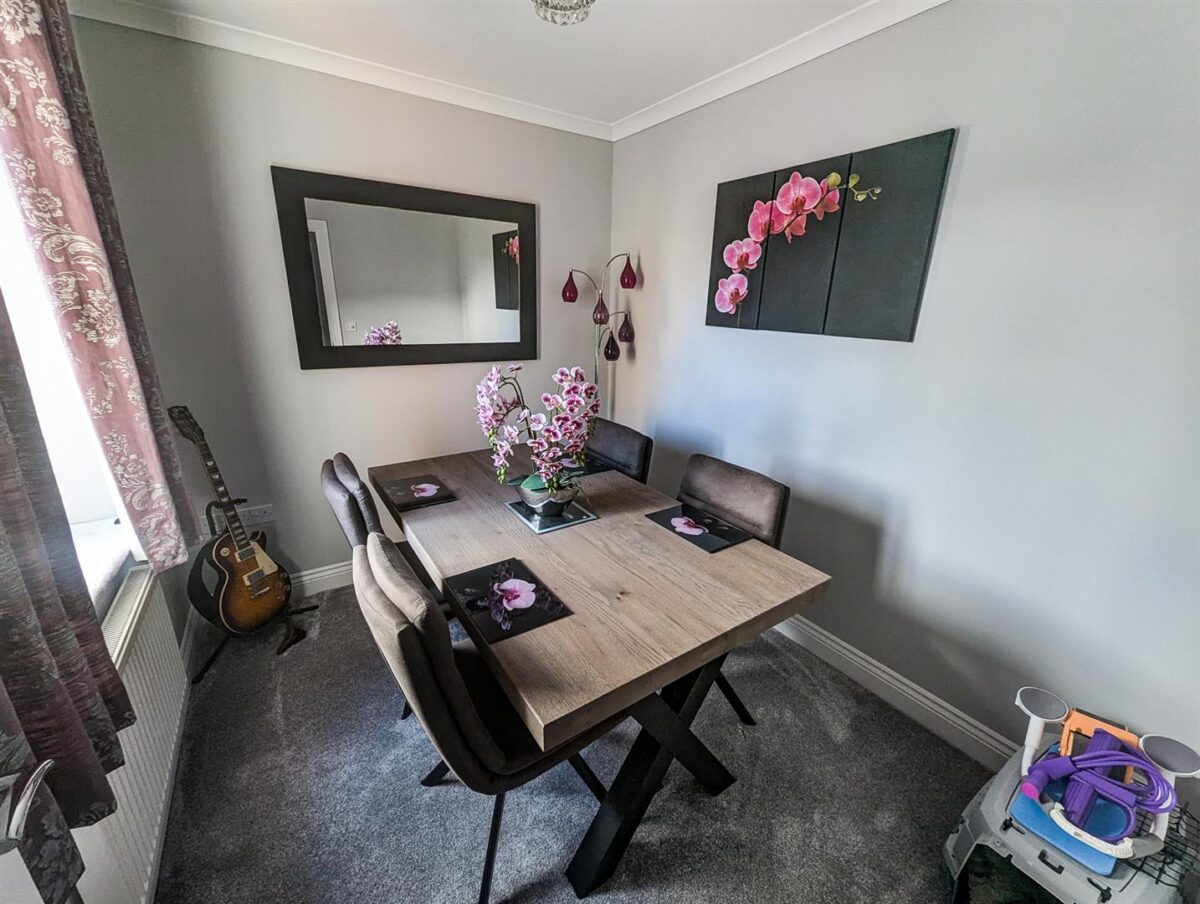 Jackdaw Road, Corby