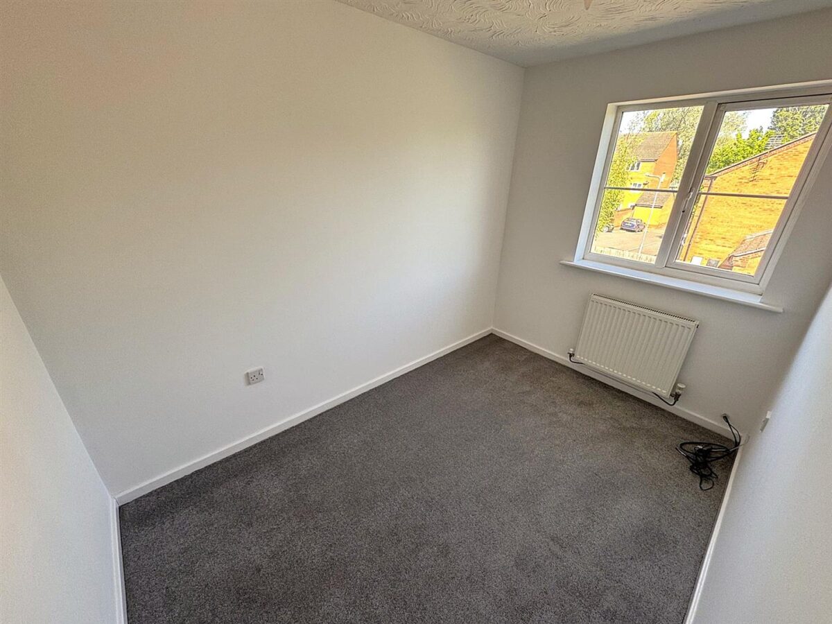 Lowry Close, Corby