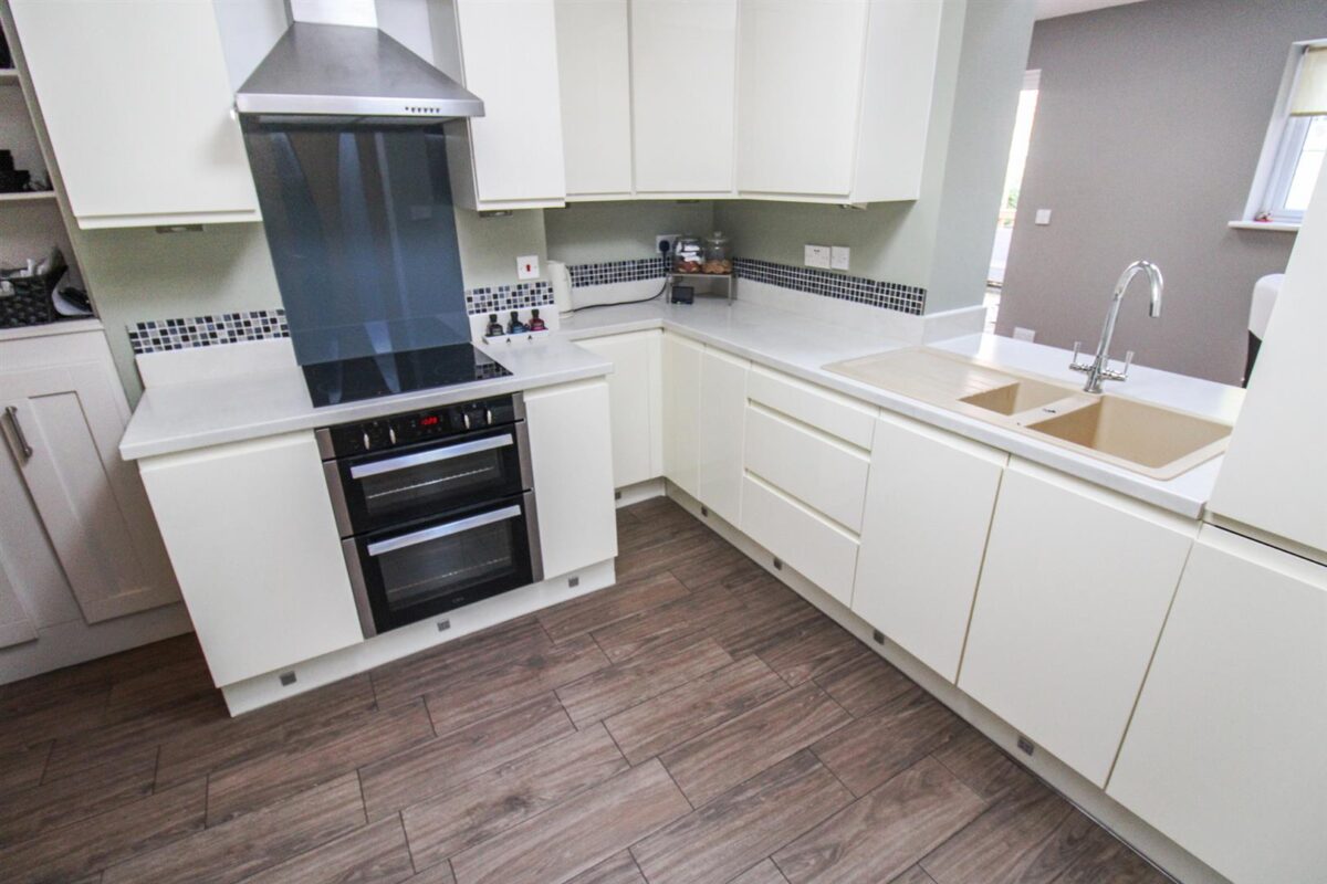 Westfields Road, Corby