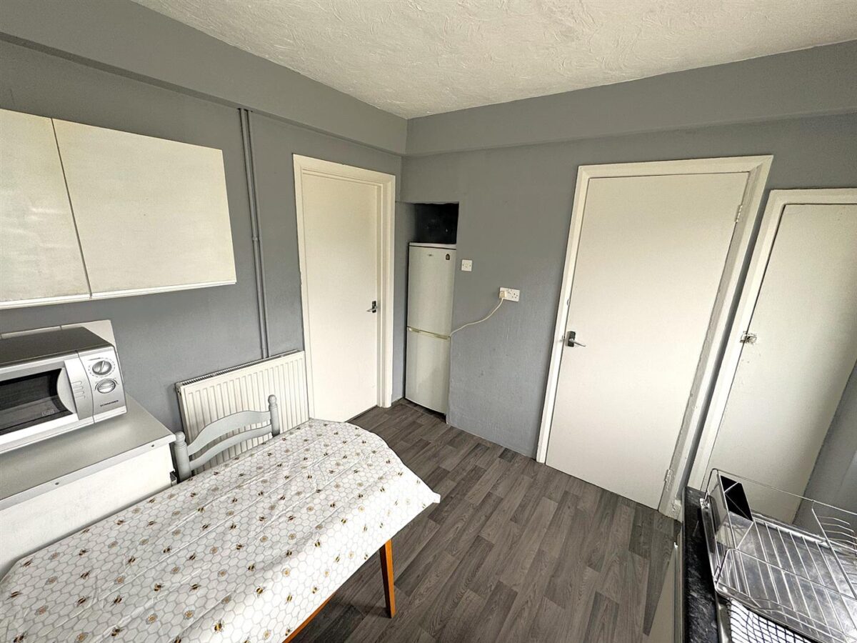 Rockingham Road, Corby