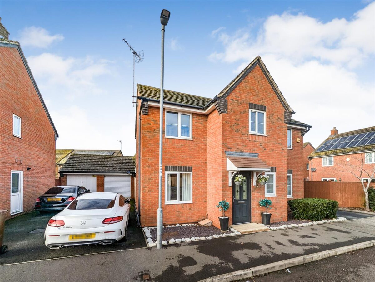 Jackdaw Road, Corby