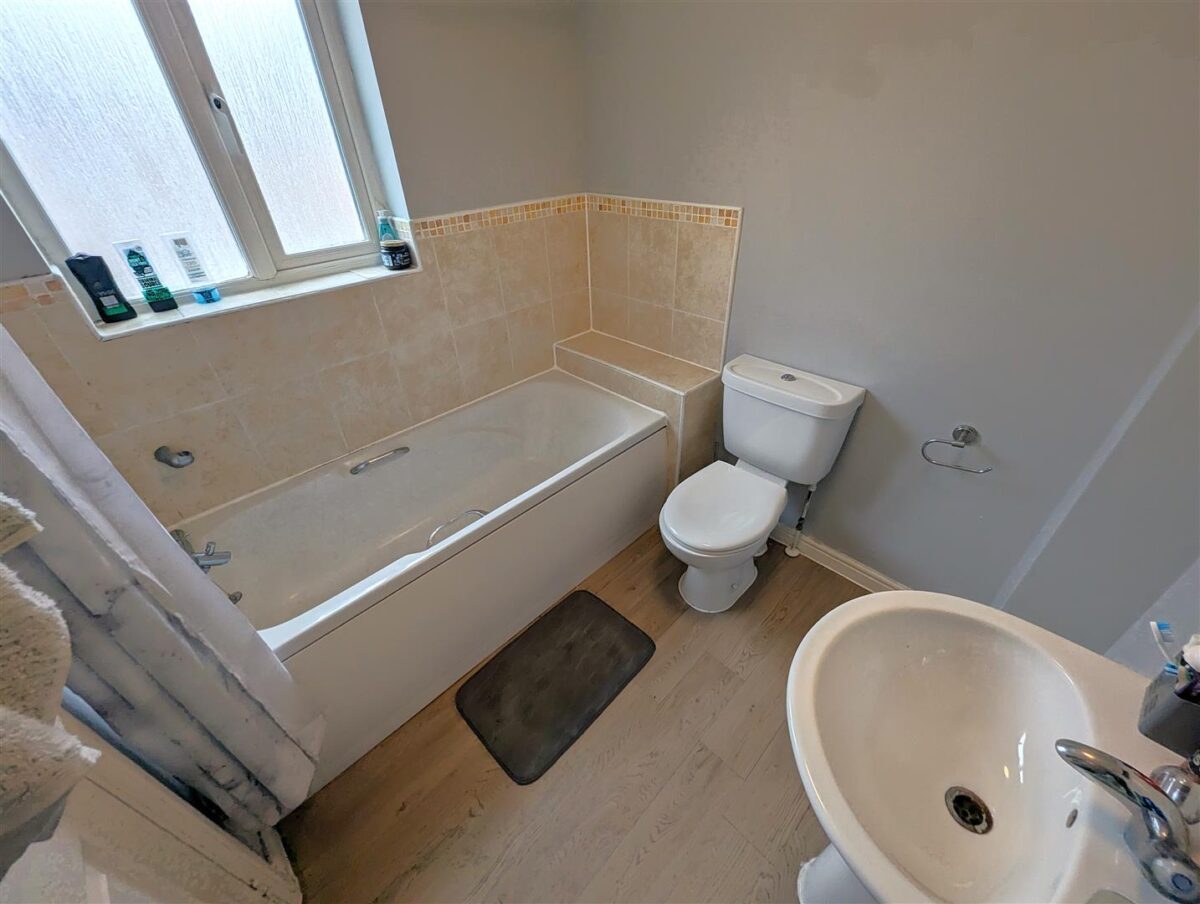 Wren Close, Corby