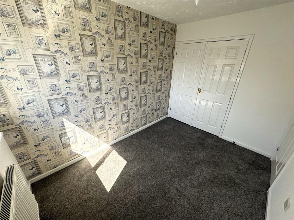 Lowry Close, Corby