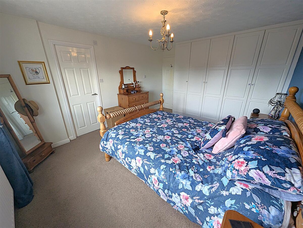 Wroe Close, Corby