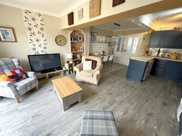 Clwyd Walk, Corby