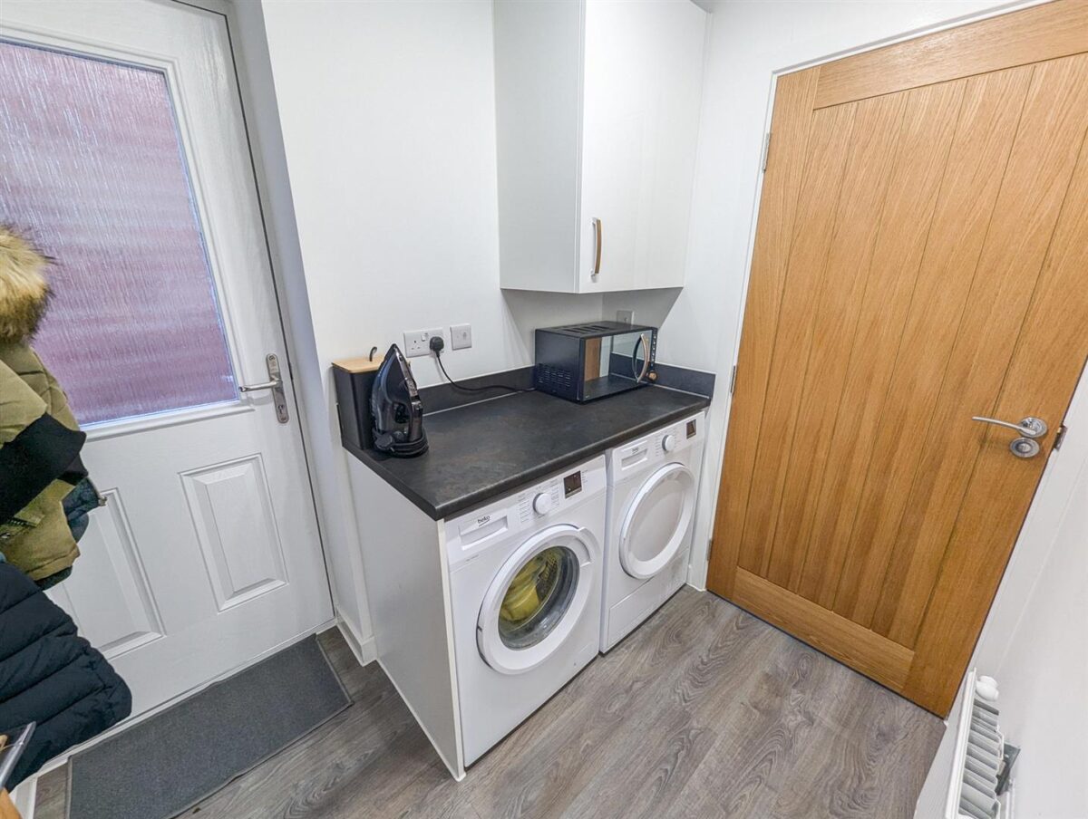 Kennard close, Corby