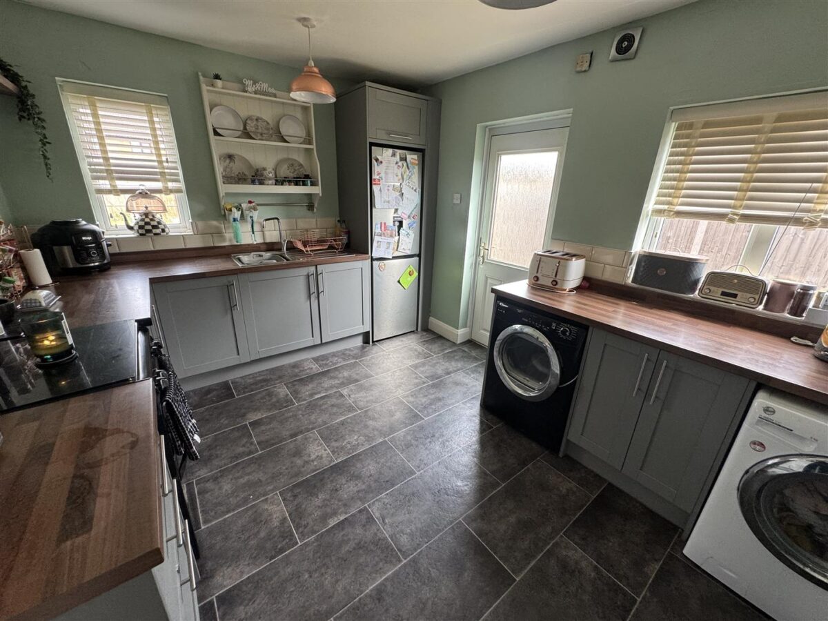 Stephenson Way, Corby